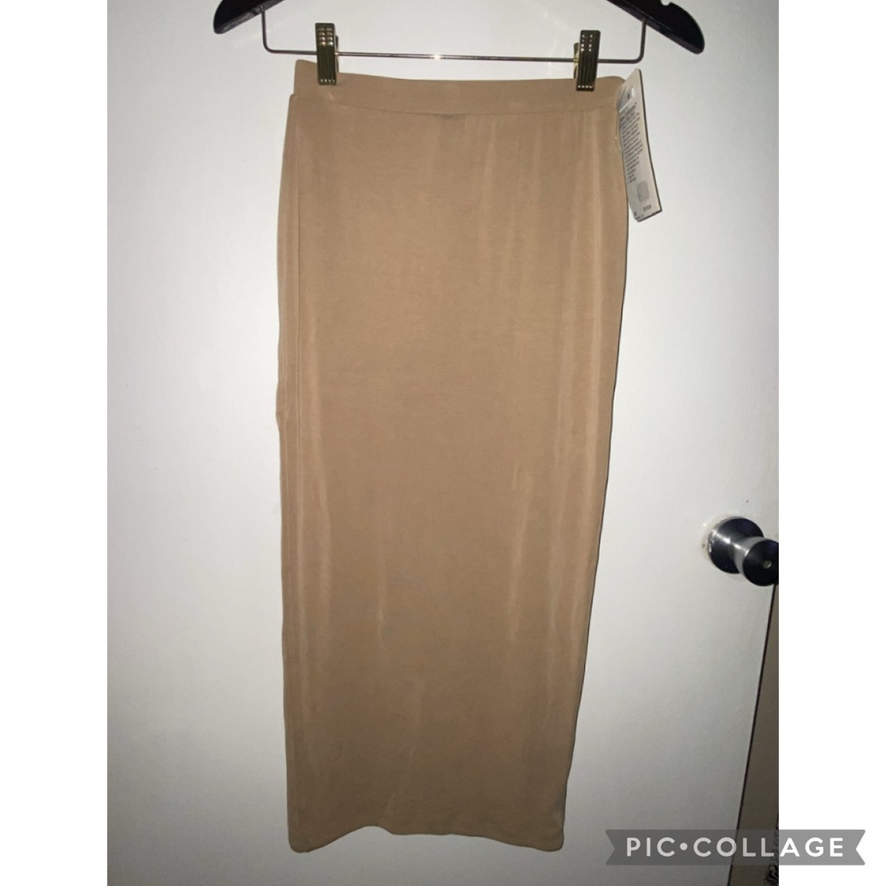Lululemon Athletica Beige Pencil Skirt